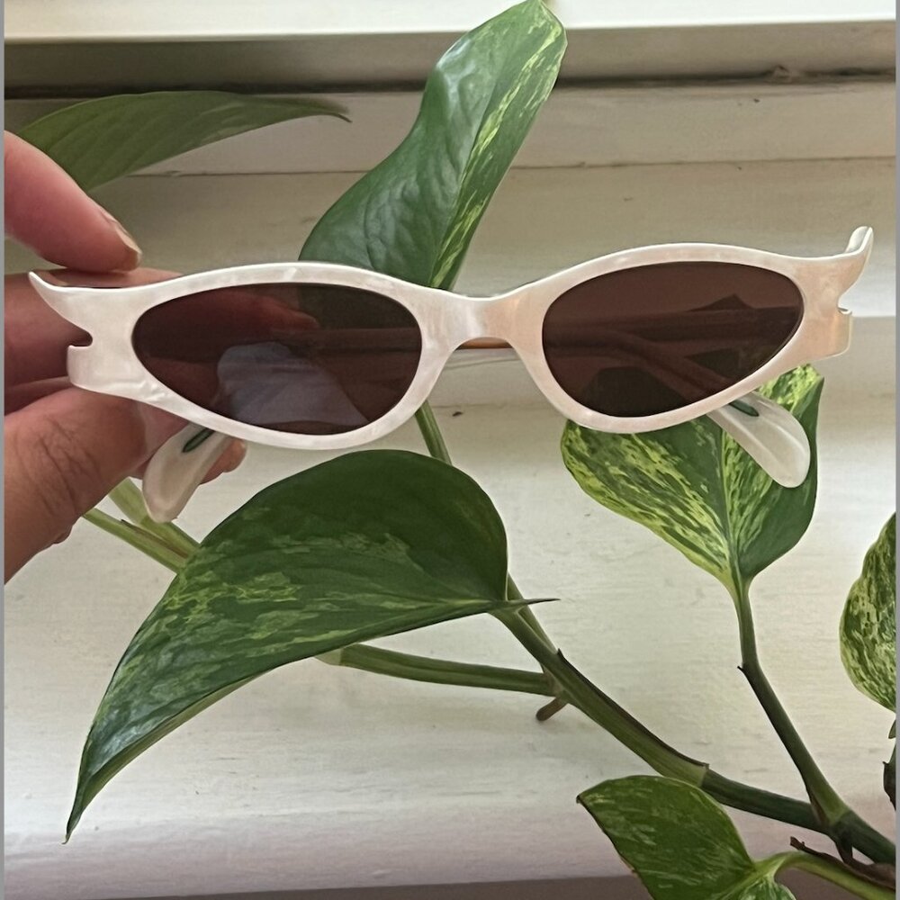 Frame France Pearlescent white cat eye sunglasses